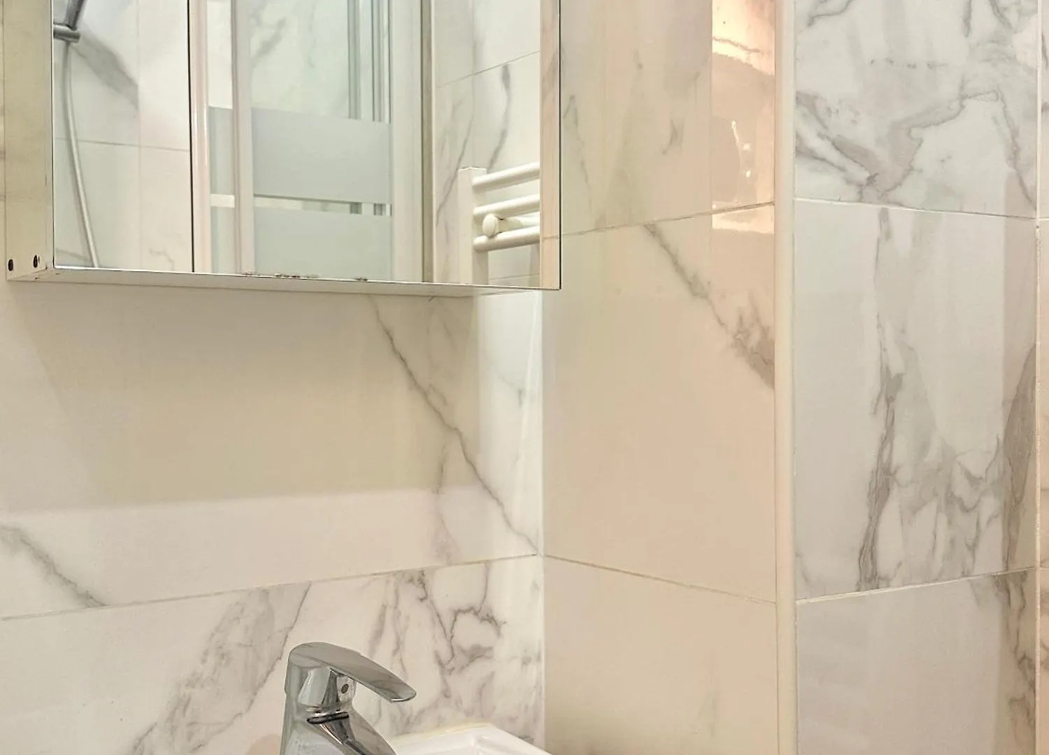 Apartment Chic & Modern Studio In Centre Paris Rambuteau