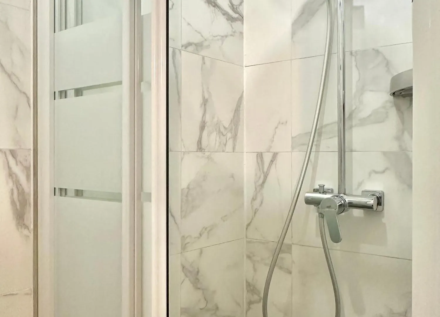 Chic & Modern Studio In Centre Paris Rambuteau